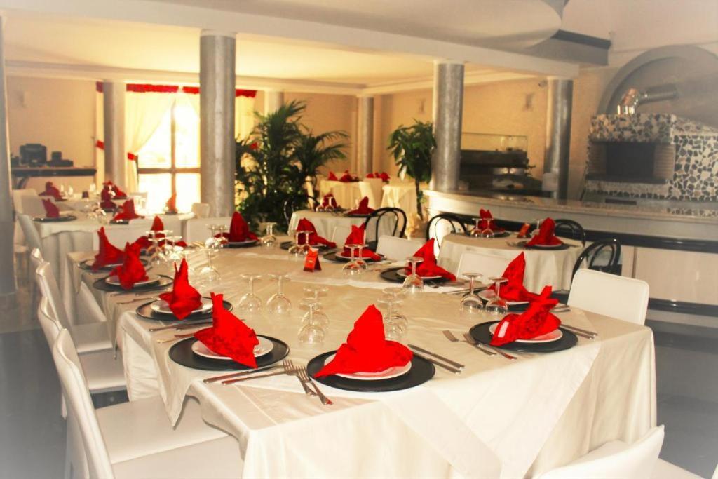 Il Postiglione - Sala Ricevimenti 3*